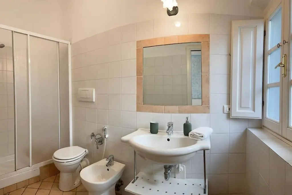 Appartamento Confortevole Santa Maria Novella Florence Apartment