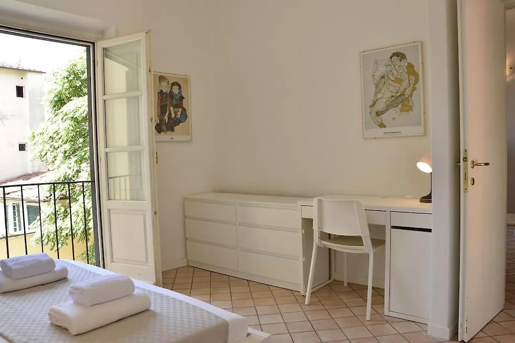 Apartment Appartamento Confortevole Santa Maria Novella Florence