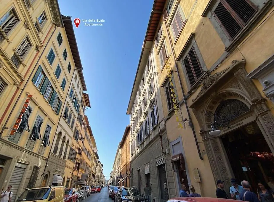 Apartment Appartamento Confortevole Santa Maria Novella Florence Italy